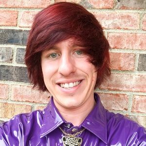 Meet your Posher, Chris